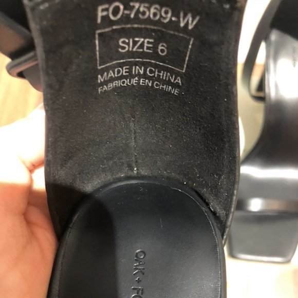 Oak + Fort - Strap Heels - Picture 3 of 4